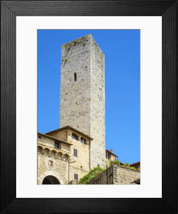Framed Print : Medieval tower house in the Historic Centre of San Gimignano, UNESCO World Heritage Site