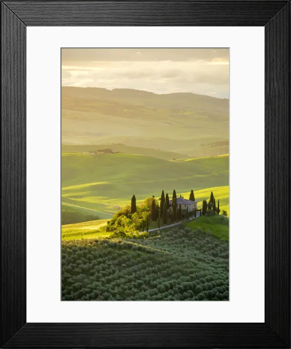 Framed Print : Podere Belvedere at sunrise, San Quirico d Orcia, Val d Orcia, Tuscany, Italy Framed Print : Podere Belvedere at sunrise, San Quirico d Orcia, Val d Orcia, Tuscany, Italy