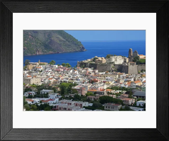 Framed Print : Lipari Town, Lipari Island, Aeolian Islands, UNESCO World Heritage Site, Sicily, Italy Framed Print : Lipari Town, Lipari Island, Aeolian Islands, UNESCO World Heritage Site, Sicily, Italy