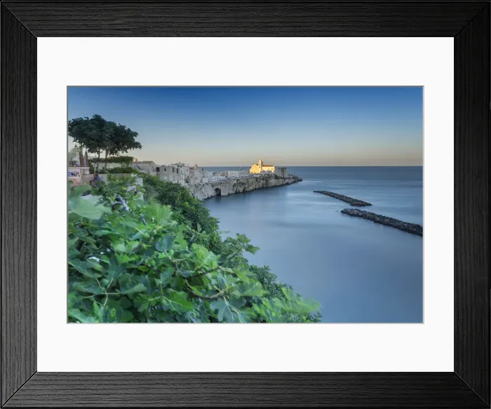 Framed Print : Italy, Italia. Apulia, Puglia, Foggia district Framed Print : Italy, Italia. Apulia, Puglia, Foggia district