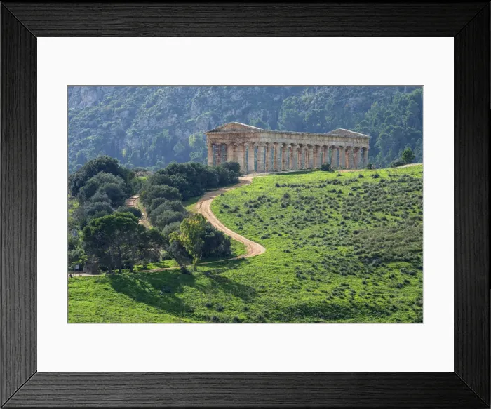 Framed Print : Segesta Temple, Segesta, Sicily Framed Print : Segesta Temple, Segesta, Sicily
