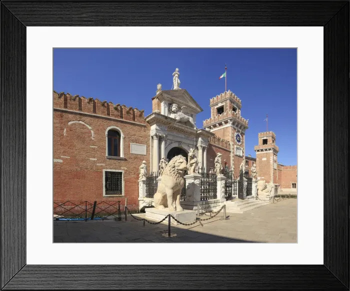 Framed Print : I / Venedig: Arsenale, Renaissanceportal (um 1400) Framed Print : I / Venedig: Arsenale, Renaissanceportal (um 1400)