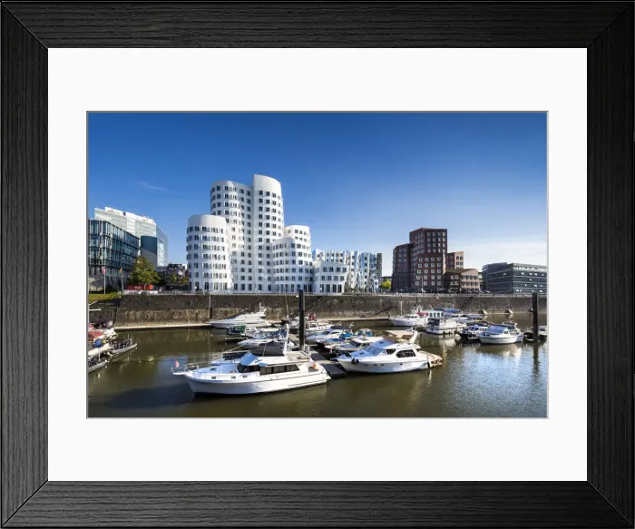 Framed Print : Media harbour, Frank Gehry buildings, Düsseldorf, North Rhine Westphalia Framed Print : Media harbour, Frank Gehry buildings, Düsseldorf, North Rhine Westphalia