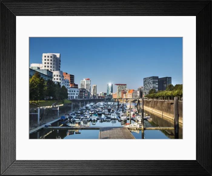 Framed Print : Media harbour, Frank Gehry buildings, Düsseldorf, North Rhine Westphalia Framed Print : Media harbour, Frank Gehry buildings, Düsseldorf, North Rhine Westphalia