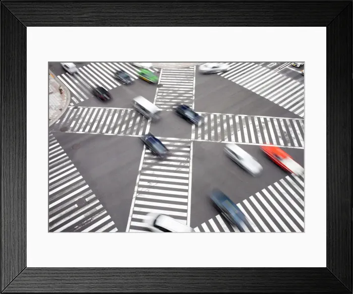 Framed Print : Busy Crossroad in Tokyo, Japan Framed Print : Busy Crossroad in Tokyo, Japan