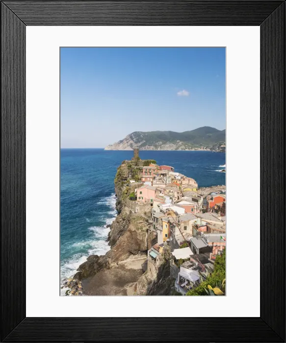 Framed Print : Vernazza, Cinque Terre, Liguria, Italy, Europe Framed Print : Vernazza, Cinque Terre, Liguria, Italy, Europe