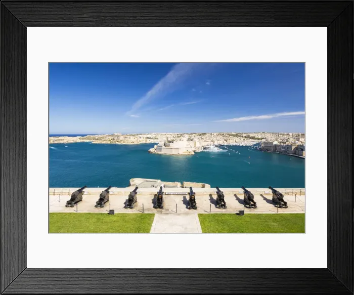 Framed Print : Malta, South Eastern Region, Valletta. The view across Grand Harbour to the Three Framed Print : Malta, South Eastern Region, Valletta. The view across Grand Harbour to the Three