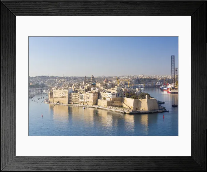 Framed Print : Malta, South Eastern Region, Valletta. The view across Grand Harbour to Senglea Framed Print : Malta, South Eastern Region, Valletta. The view across Grand Harbour to Senglea