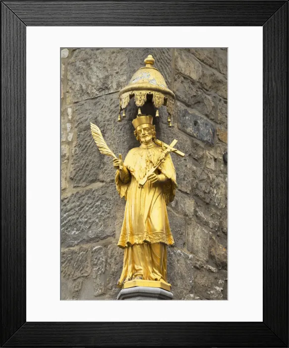 Framed Print : Statue in Markt, Aachen, North Rhine Westphalia, Germany Framed Print : Statue in Markt, Aachen, North Rhine Westphalia, Germany