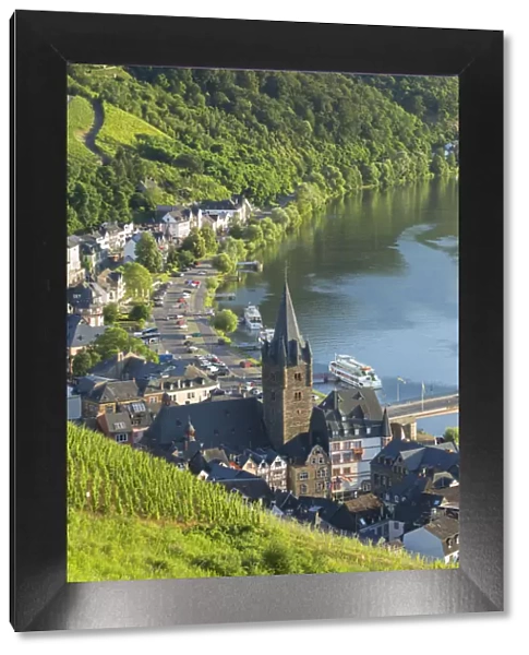 River Moselle and Bernkastel-Kues, Rhineland-Palatinate, Germany