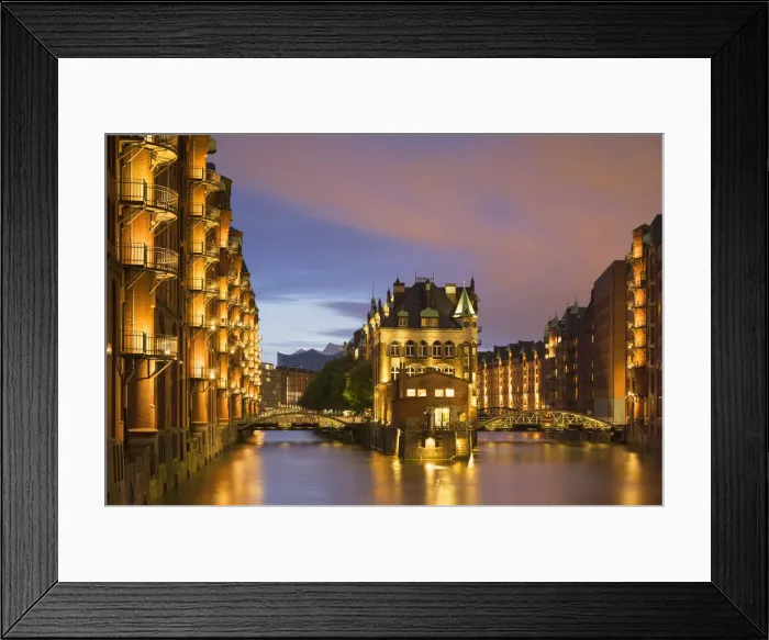 Framed Print : Warehouses of Speicherstadt (UNESCO World Heritage Site), Hamburg, Germany Framed Print : Warehouses of Speicherstadt (UNESCO World Heritage Site), Hamburg, Germany