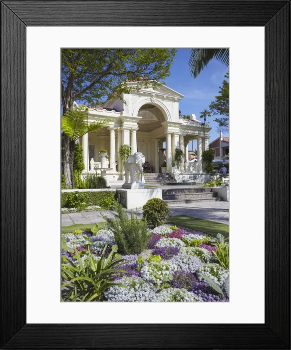 Framed Print : Garden of Dreams, Thamel, Kathmandu, Nepal Framed Print : Garden of Dreams, Thamel, Kathmandu, Nepal