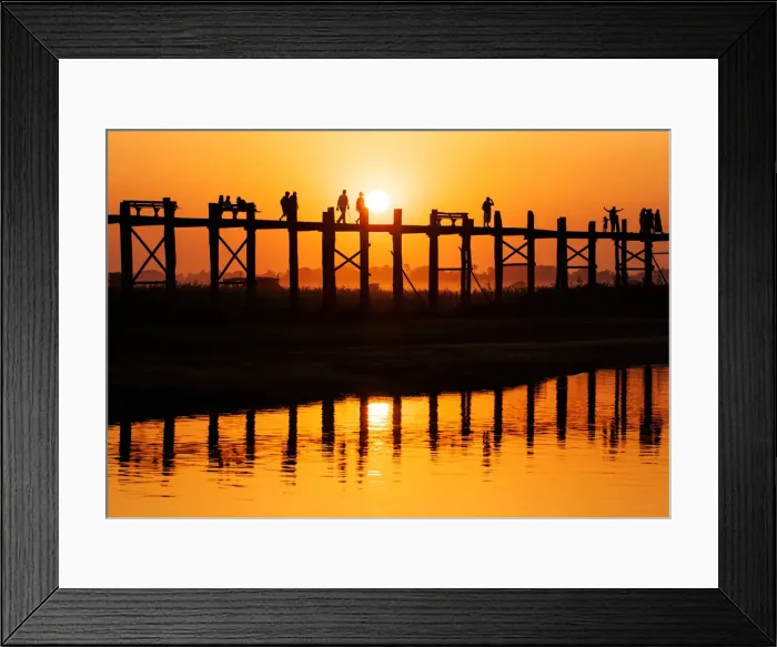 Framed Print : U Bein Bridge (longest teak bridge in the world) at sunset, Amarapura, Mandalay, Burma Framed Print : U Bein Bridge (longest teak bridge in the world) at sunset, Amarapura, Mandalay, Burma