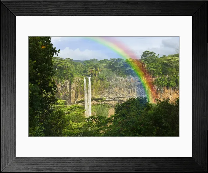 Framed Print : Chamarel Waterfall, Mauritius, Indian Ocean Framed Print : Chamarel Waterfall, Mauritius, Indian Ocean