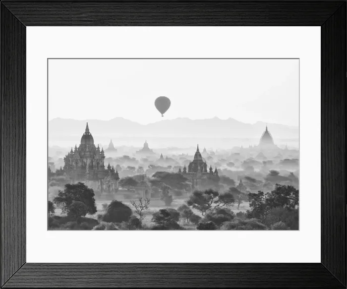 Framed Print : Balloon over Bagan at sunrise, Mandalay, Burma (Myanmar) Framed Print : Balloon over Bagan at sunrise, Mandalay, Burma (Myanmar)