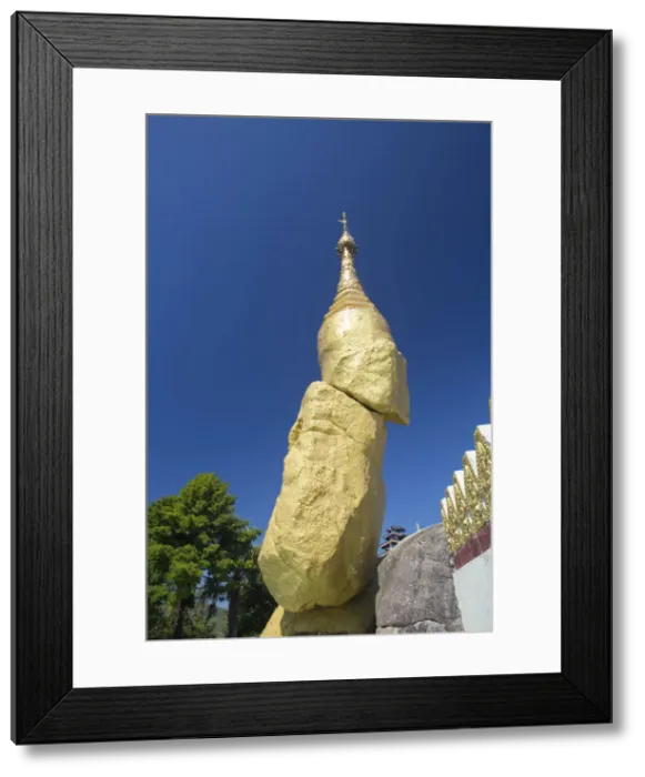 Framed Print : Asia, Southeast Asia, Myanmar, Mon district, Mawlamyine, Nwa-La-Bo Pagoda and golden Framed Print : Asia, Southeast Asia, Myanmar, Mon district, Mawlamyine, Nwa-La-Bo Pagoda and golden