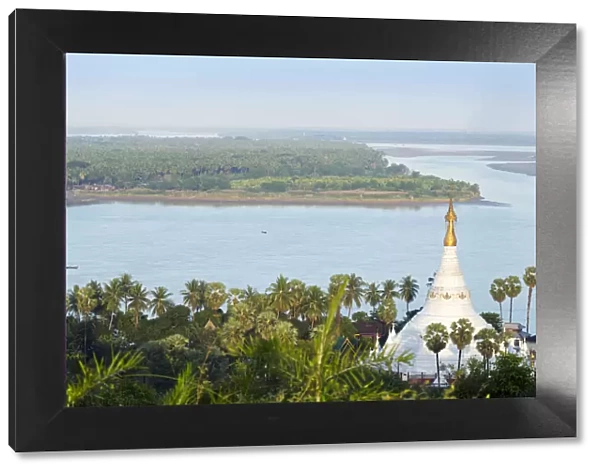 Asia, Southeast Asia, Myanmar, Mon district, Mawlamyine, view over the Thanlwin (Salween)