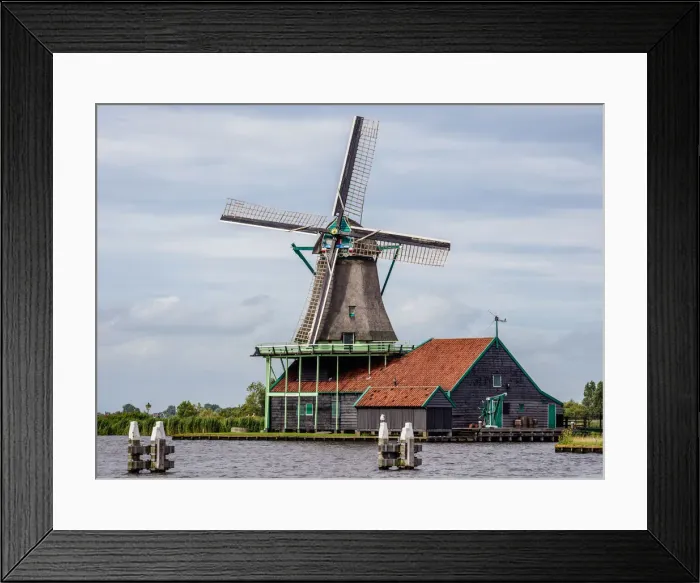 Framed Print : Windmill in Zaanse Schans, Zaandam, North Holland, The Netherlands Framed Print : Windmill in Zaanse Schans, Zaandam, North Holland, The Netherlands