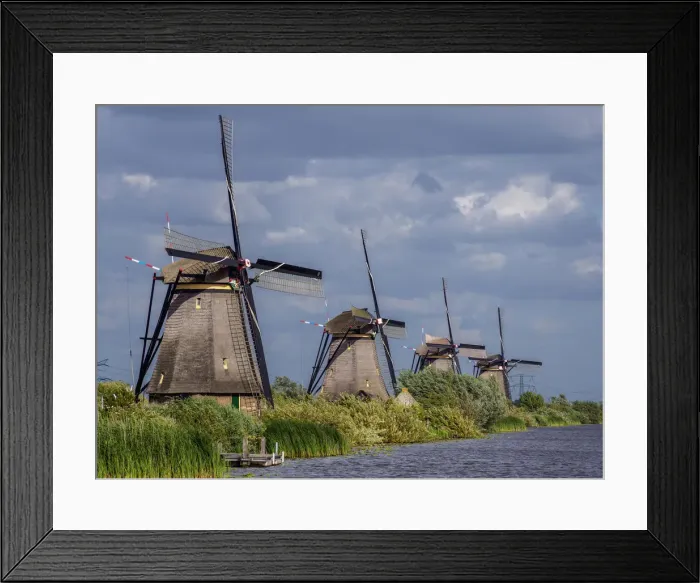 Framed Print : Windmills in Kinderdijk, UNESCO World Heritage Site, South Holland, The Netherlands Framed Print : Windmills in Kinderdijk, UNESCO World Heritage Site, South Holland, The Netherlands