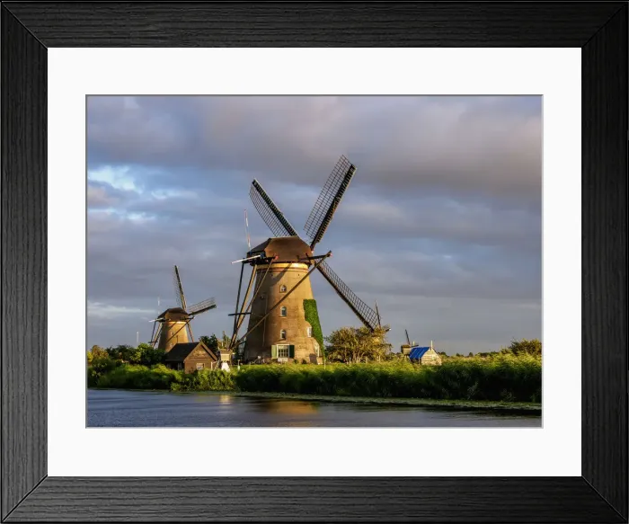 Framed Print : Windmills in Kinderdijk at sunset, UNESCO World Heritage Site, South Holland