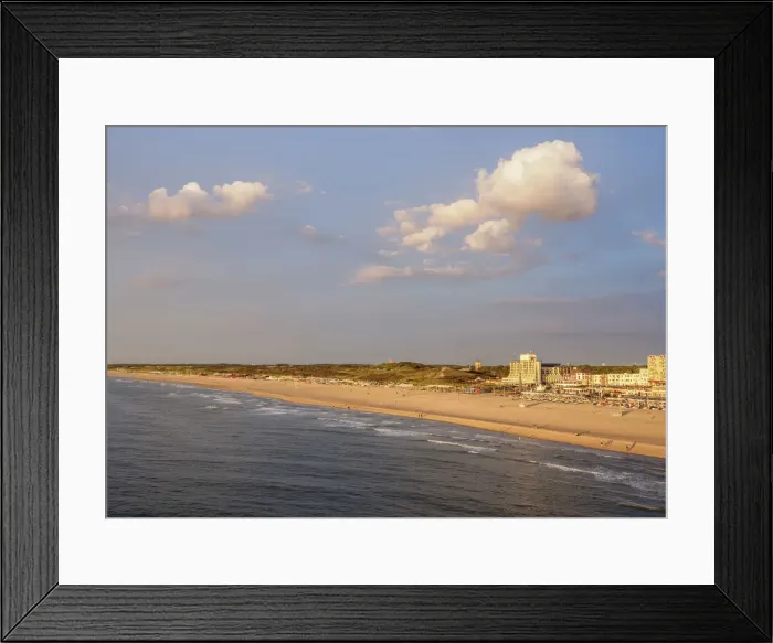 Framed Print : Beach in Scheveningen, elevated view, The Hague, South Holland, The Netherlands Framed Print : Beach in Scheveningen, elevated view, The Hague, South Holland, The Netherlands