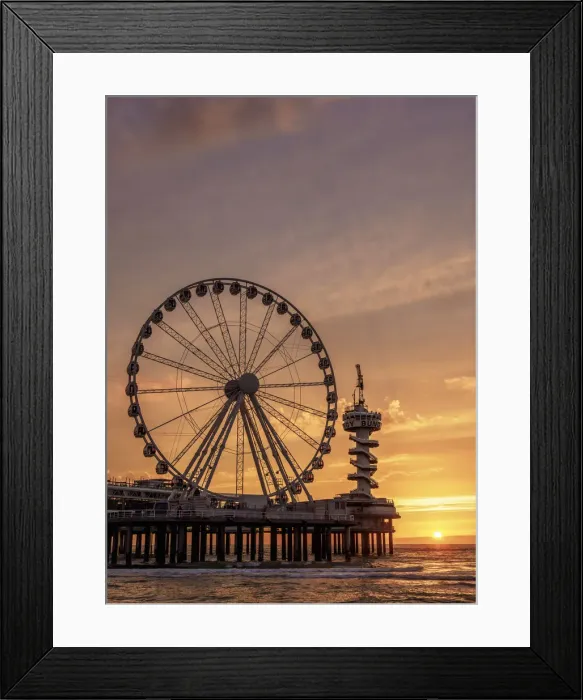 Framed Print : Pier and Ferris Wheel in Scheveningen, sunset, The Hague, South Holland, The Netherlands Framed Print : Pier and Ferris Wheel in Scheveningen, sunset, The Hague, South Holland, The Netherlands