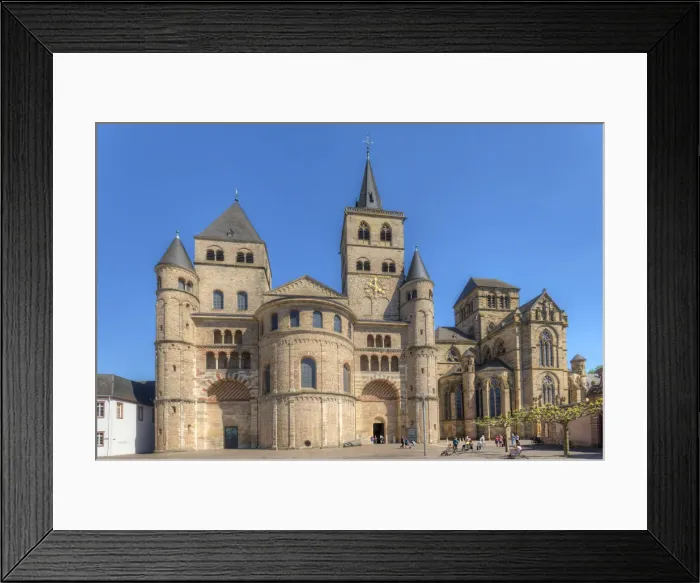 Framed Print : St. Peters Cathedral with Liebfrauenkirche, UNESCO World Heritage Site, Trier Framed Print : St. Peters Cathedral with Liebfrauenkirche, UNESCO World Heritage Site, Trier