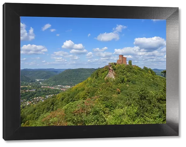 Trifels castle, Annweiler, Wasgau, Palatinate Forest, Rhineland-Palatinate, Germany