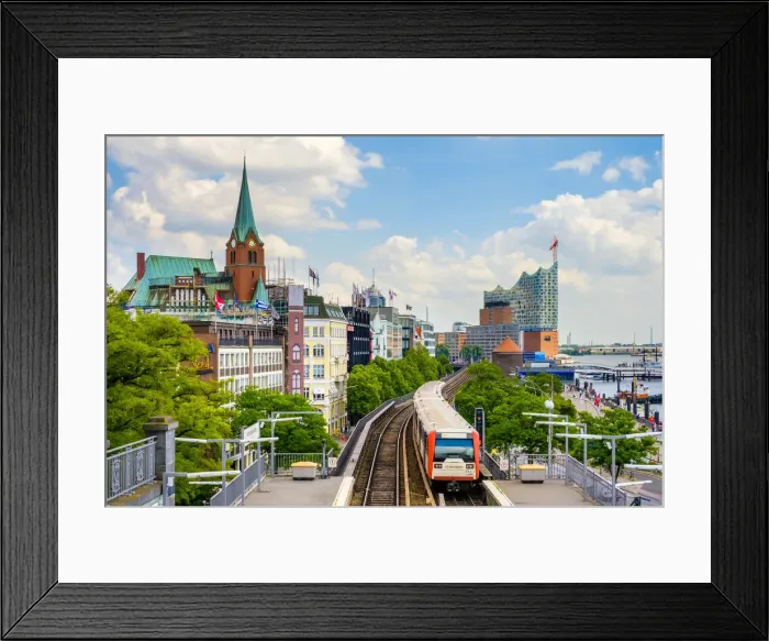 Framed Print : U-Bahn metro line and Elbphilharmonie, St. Pauli, Hamburg, Germany Framed Print : U-Bahn metro line and Elbphilharmonie, St. Pauli, Hamburg, Germany