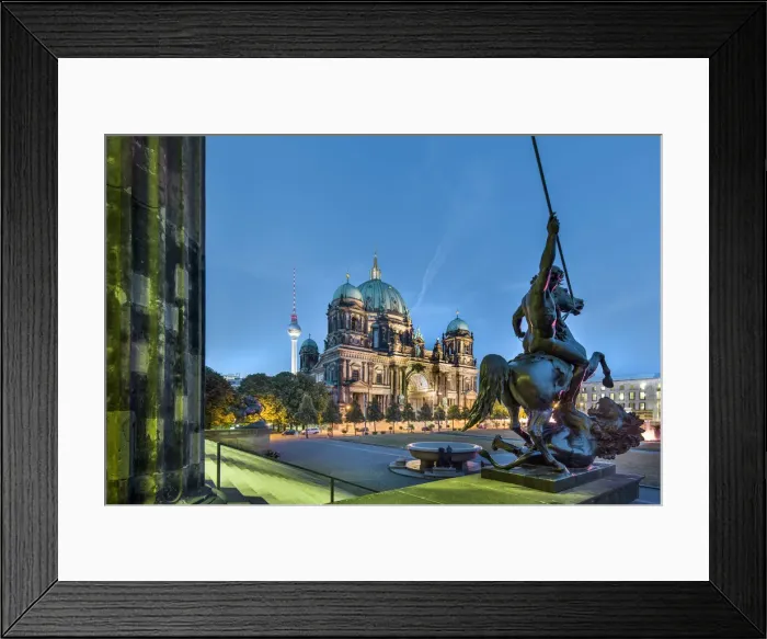 Framed Print : Statue, Berlin Dom, Berlin, Germany