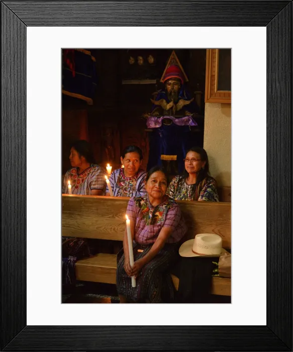 Framed Print : Women in a Church at Santiago Atitlan, Guatemala, Central America Framed Print : Women in a Church at Santiago Atitlan, Guatemala, Central America