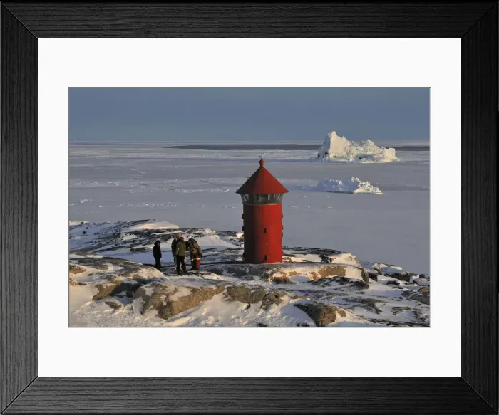 Framed Print : Lighthouse, Qeqertarsuaq, Disko Island, Greenland Framed Print : Lighthouse, Qeqertarsuaq, Disko Island, Greenland