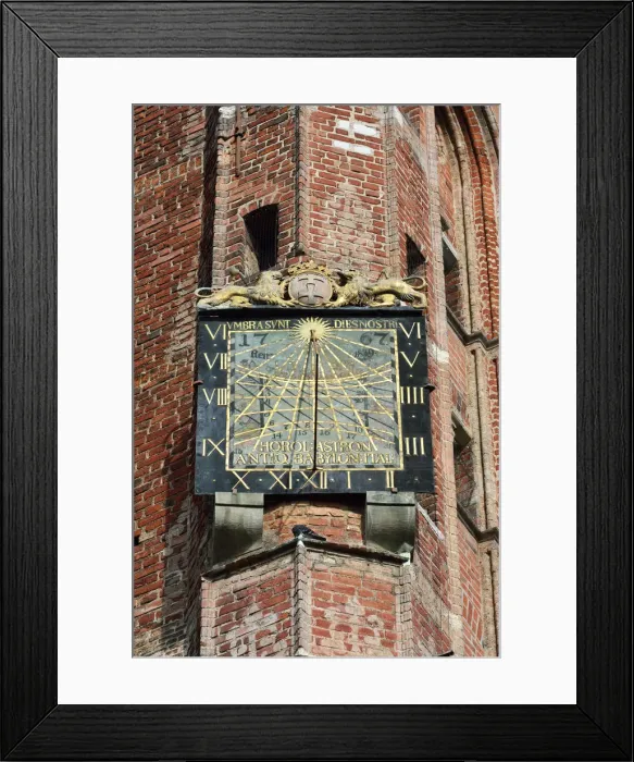 Framed Print : Sun clock in a historical house in Dlugi Targ, the Long Market Street, in the Old Framed Print : Sun clock in a historical house in Dlugi Targ, the Long Market Street, in the Old