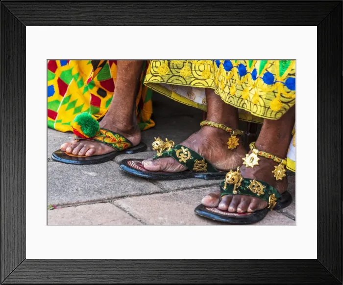 Framed Print : Ghana, Kumasi, Akwasidae festival. Colorful dresses and gold jewellery esposed Framed Print : Ghana, Kumasi, Akwasidae festival. Colorful dresses and gold jewellery esposed
