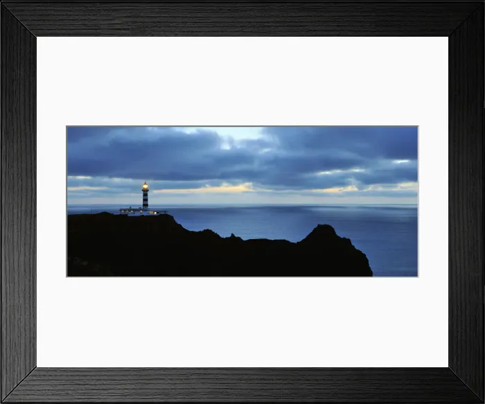 Framed Print : Ponta da Barca lighthouse, in the middle of the Atlantic Ocean. Graciosa, Azores islands Framed Print : Ponta da Barca lighthouse, in the middle of the Atlantic Ocean. Graciosa, Azores islands