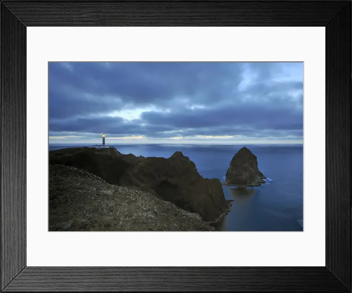 Framed Print : Ponta da Barca lighthouse, in the middle of the Atlantic Ocean. Graciosa, Azores islands Framed Print : Ponta da Barca lighthouse, in the middle of the Atlantic Ocean. Graciosa, Azores islands