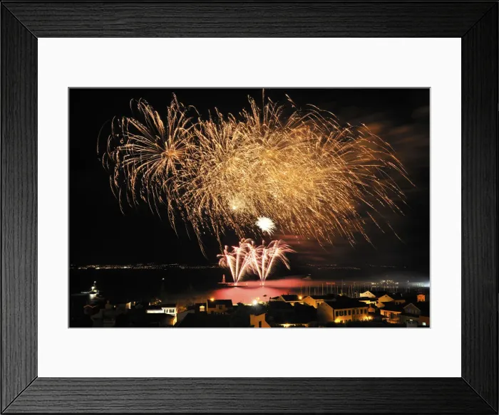 Framed Print : Fireworks during the Seas Week festivities at Horta. Faial, Azores islands Framed Print : Fireworks during the Seas Week festivities at Horta. Faial, Azores islands