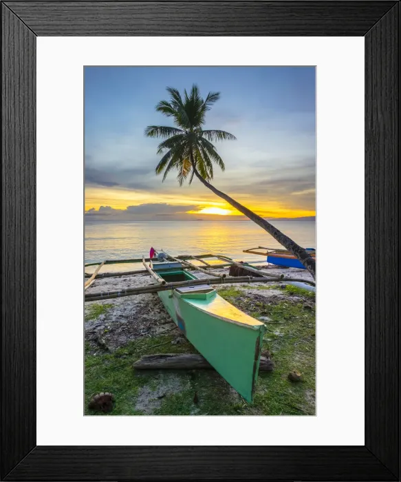 Framed Print : Palm tree and fishing boats on Paliton Beach at sunset, San Juan, Siquijor Island