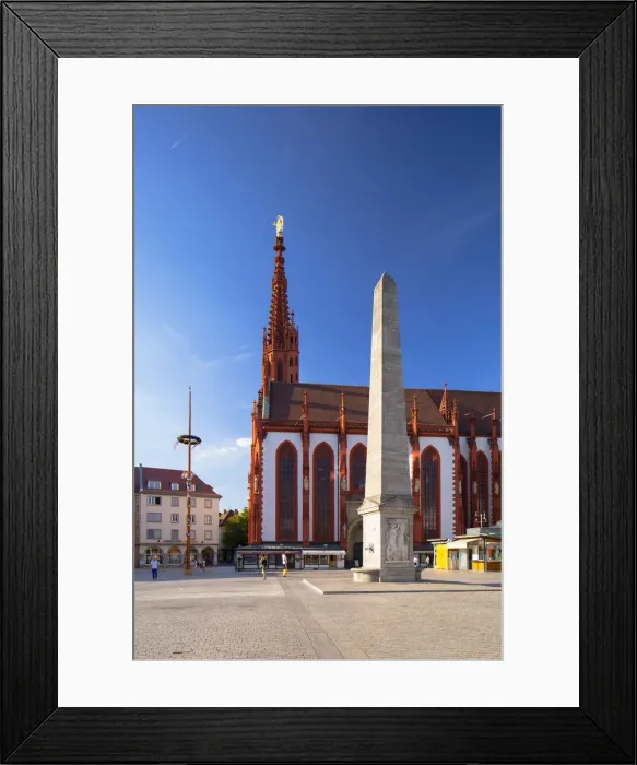 Framed Print : Marienkapelle in Market Square (Marktplatz), Wurzburg, Bavaria, Germany Framed Print : Marienkapelle in Market Square (Marktplatz), Wurzburg, Bavaria, Germany