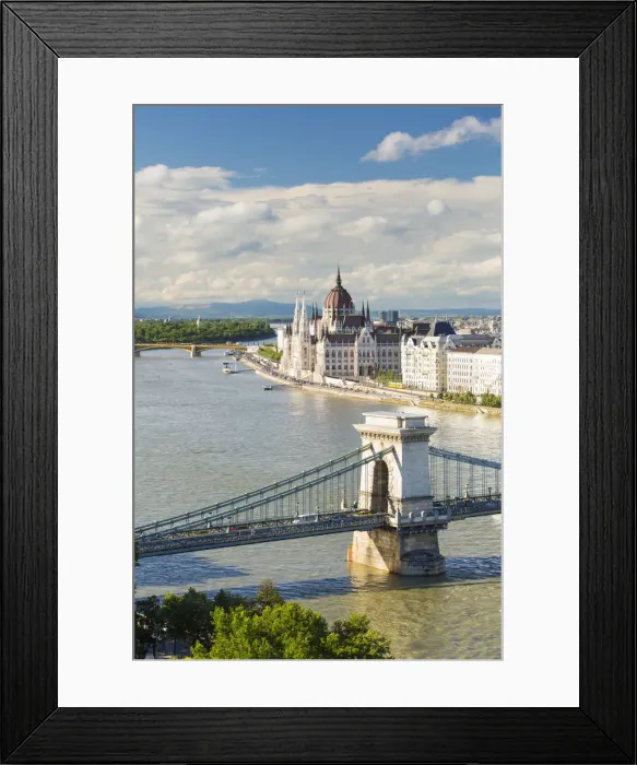 Framed Print : Hungary, Central Hungary, Budapest. Chain Bridge and the Hungarian Parliament Building Framed Print : Hungary, Central Hungary, Budapest. Chain Bridge and the Hungarian Parliament Building