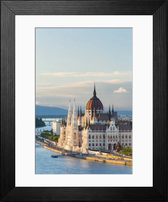 Framed Print : Hungary, Central Hungary, Budapest. The Hungarian Parliament Building on the Danube River Framed Print : Hungary, Central Hungary, Budapest. The Hungarian Parliament Building on the Danube River