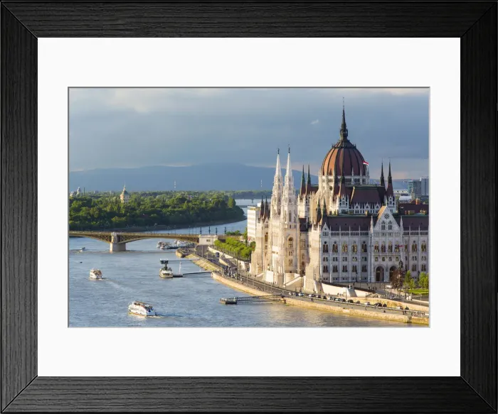Framed Print : Hungary, Central Hungary, Budapest. The Hungarian Parliament Building on the Danube River Framed Print : Hungary, Central Hungary, Budapest. The Hungarian Parliament Building on the Danube River