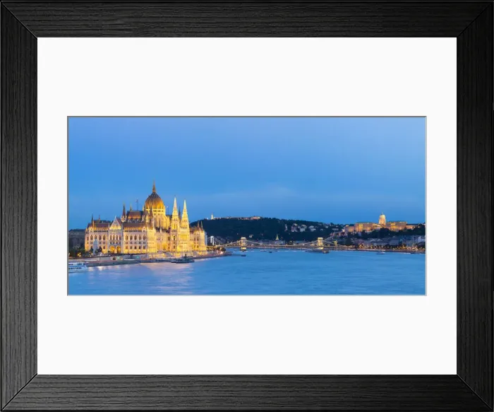 Framed Print : Hungary, Central Hungary, Budapest. Chain Bridge and the Hungarian Parliament Building Framed Print : Hungary, Central Hungary, Budapest. Chain Bridge and the Hungarian Parliament Building