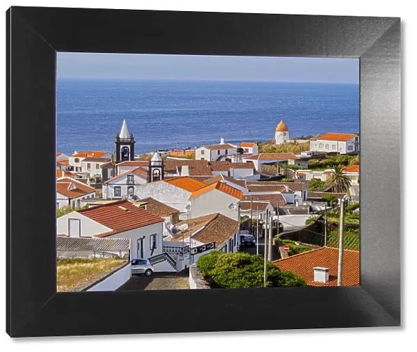 Portugal, Azores, Graciosa, Santa Cruz da Graciosa, Elevated view of the town