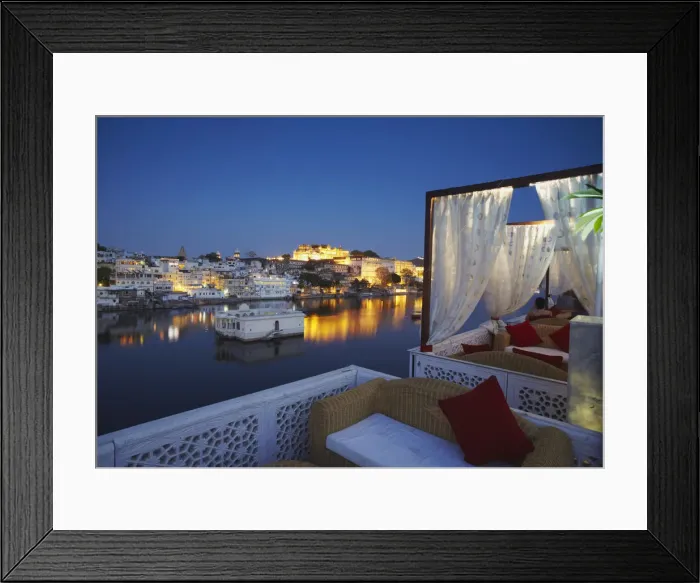 Framed Print : View of City Palace from rooftop restaurant at Lake Pichola Hotel, Udaipur, Rajasthan Framed Print : View of City Palace from rooftop restaurant at Lake Pichola Hotel, Udaipur, Rajasthan