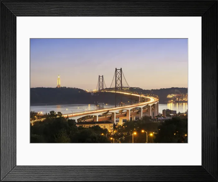 Framed Print : 25 de April bridge (similar to the Golden Gate bridge) across the Tagus river Framed Print : 25 de April bridge (similar to the Golden Gate bridge) across the Tagus river