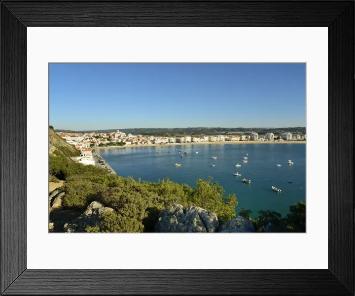 Framed Print : The Atlantic bay of Sao Martinho do Porto and Salir do Porto. Alcobaca, Portugal Framed Print : The Atlantic bay of Sao Martinho do Porto and Salir do Porto. Alcobaca, Portugal