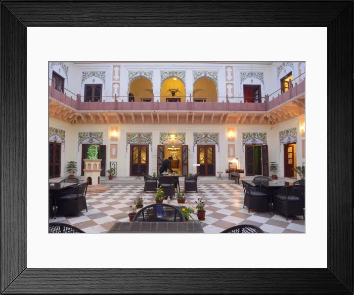 Framed Print : Courtyard at the Laxmi Vilas Palace Hotel, Bharatpur, Rajasthan, India, Asia