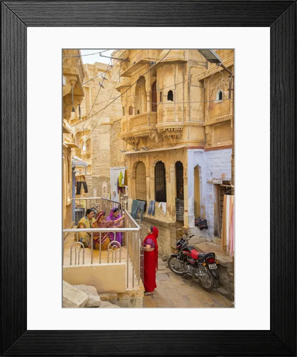 Framed Print : Asia, India, Rajasthan, Jaisalmer, Women talking in a street Framed Print : Asia, India, Rajasthan, Jaisalmer, Women talking in a street