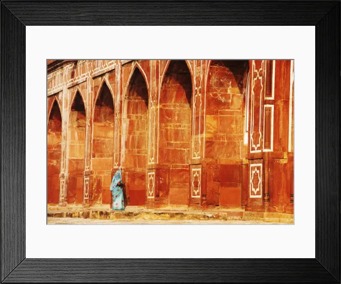 Framed Print : Woman & Arches of Humayuns Tomb, New Delhi, India Framed Print : Woman & Arches of Humayuns Tomb, New Delhi, India